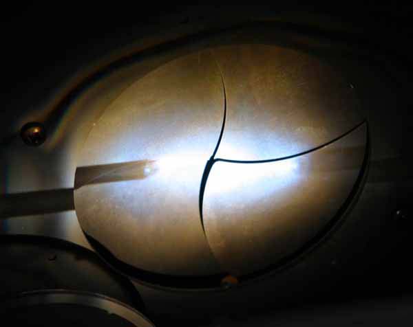 Abbildung des Lichtbogens auf der Iris