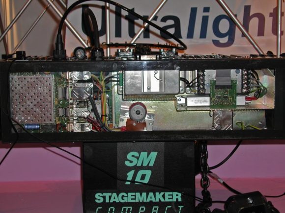 Sicht auf den Elektronik-Teil am Kettenzug