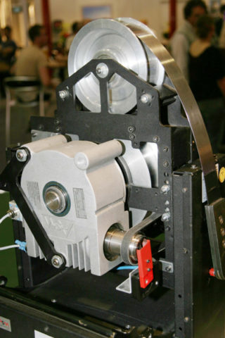 ASM TH_Servo offen