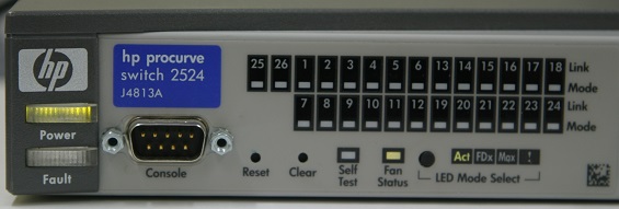 Switch Ausschnitt mit den Status LEDs